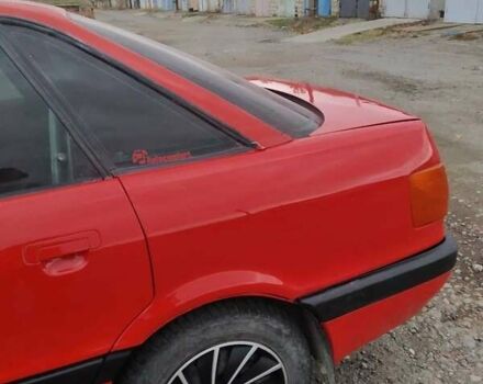 Красный Ауди 80, объемом двигателя 1.8 л и пробегом 220 тыс. км за 1500 $, фото 2 на Automoto.ua