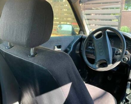 Ауди 80 1989 в Береговом на Automoto.ua Красный Ауди 80, объемом двигателя 1.8 л и пробегом 240 тыс. км за 1300 $, фото 7 на Automoto.ua