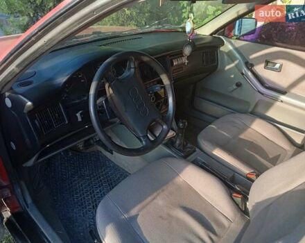 Красный Ауди 80, объемом двигателя 2 л и пробегом 324 тыс. км за 1500 $, фото 2 на Automoto.ua