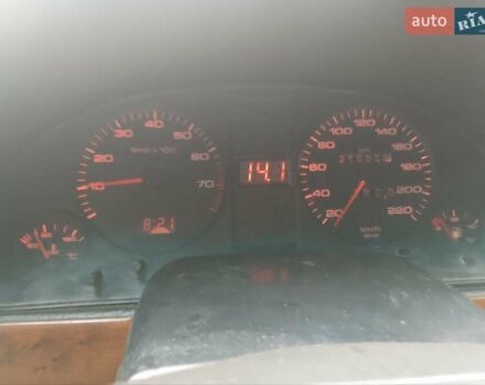 Красный Ауди 80, объемом двигателя 1.8 л и пробегом 318 тыс. км за 1650 $, фото 3 на Automoto.ua