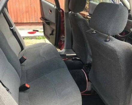 Красный Ауди 80, объемом двигателя 1.8 л и пробегом 330 тыс. км за 1500 $, фото 1 на Automoto.ua