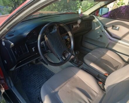Красный Ауди 80, объемом двигателя 2 л и пробегом 324 тыс. км за 1500 $, фото 3 на Automoto.ua