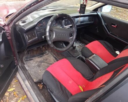 Ауді 80 1990 у Могилев-Подольском на Automoto.ua Червоний Ауді 80, об'ємом двигуна 1.8 л та пробігом 300 тис. км за 1050 $, фото 4 на Automoto.ua