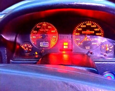 Красный Ауди 80, объемом двигателя 1.8 л и пробегом 320 тыс. км за 1500 $, фото 11 на Automoto.ua