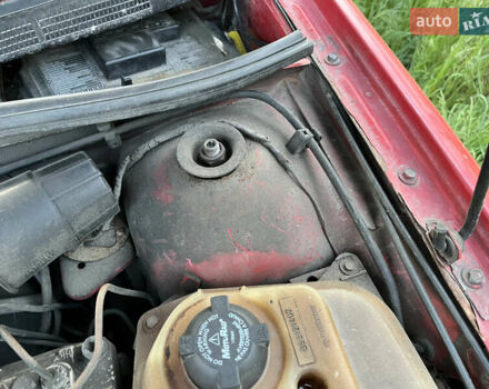 Червоний Ауді 80, об'ємом двигуна 2 л та пробігом 380 тис. км за 650 $, фото 30 на Automoto.ua