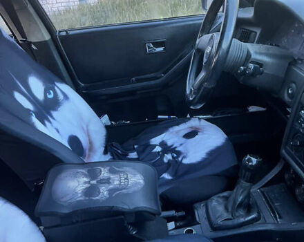 Червоний Ауді 80, об'ємом двигуна 2 л та пробігом 380 тис. км за 650 $, фото 11 на Automoto.ua