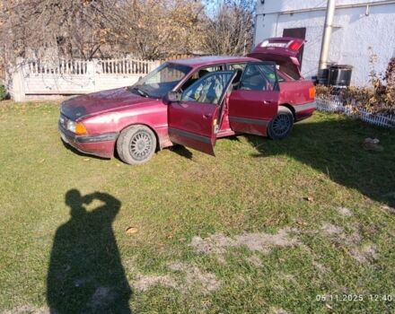 Красный Ауди 80, объемом двигателя 2 л и пробегом 400 тыс. км за 763 $, фото 3 на Automoto.ua