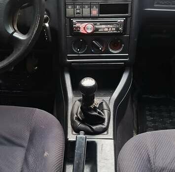 Червоний Ауді 80, об'ємом двигуна 2 л та пробігом 300 тис. км за 1399 $, фото 13 на Automoto.ua