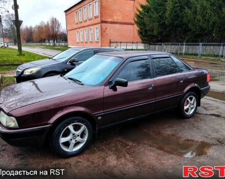 Красный Ауди 80, объемом двигателя 2 л и пробегом 530 тыс. км за 2510 $, фото 1 на Automoto.ua
