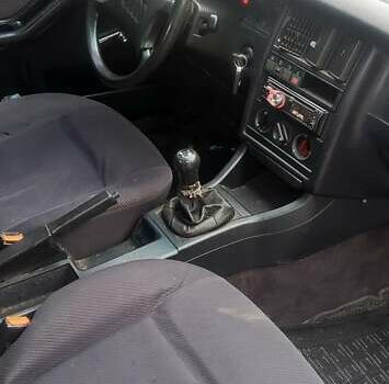 Червоний Ауді 80, об'ємом двигуна 2 л та пробігом 300 тис. км за 1399 $, фото 16 на Automoto.ua