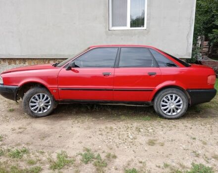 Красный Ауди 80, объемом двигателя 2 л и пробегом 300 тыс. км за 850 $, фото 1 на Automoto.ua