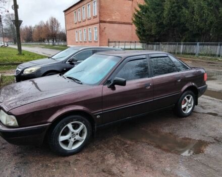 Красный Ауди 80, объемом двигателя 2 л и пробегом 530 тыс. км за 2361 $, фото 1 на Automoto.ua