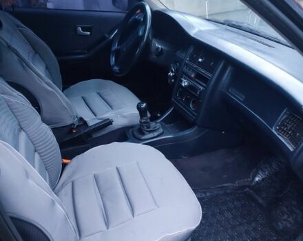 Красный Ауди 80, объемом двигателя 2 л и пробегом 322 тыс. км за 1150 $, фото 7 на Automoto.ua