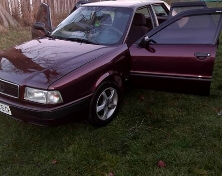 Красный Ауди 80, объемом двигателя 2 л и пробегом 530 тыс. км за 2510 $, фото 2 на Automoto.ua