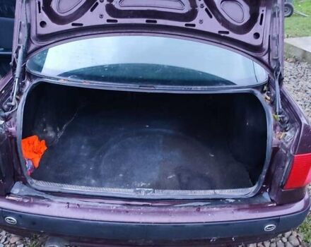 Красный Ауди 80, объемом двигателя 2 л и пробегом 322 тыс. км за 1150 $, фото 2 на Automoto.ua