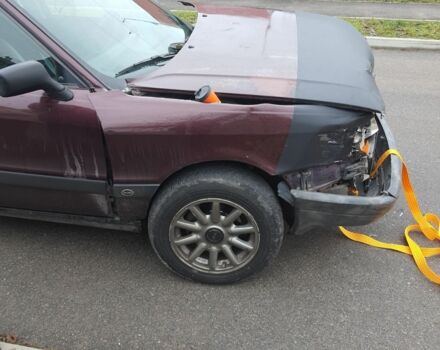 Червоний Ауді 80, об'ємом двигуна 1.6 л та пробігом 1000 тис. км за 947 $, фото 1 на Automoto.ua