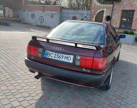 Красный Ауди 80, объемом двигателя 2 л и пробегом 296 тыс. км за 2200 $, фото 2 на Automoto.ua