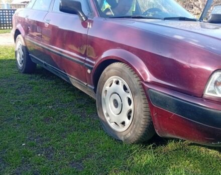Красный Ауди 80, объемом двигателя 2 л и пробегом 250 тыс. км за 1800 $, фото 4 на Automoto.ua
