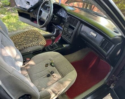 Красный Ауди 80, объемом двигателя 0 л и пробегом 400 тыс. км за 2500 $, фото 4 на Automoto.ua