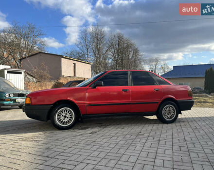 Красный Ауди 80, объемом двигателя 1.59 л и пробегом 300 тыс. км за 1890 $, фото 1 на Automoto.ua