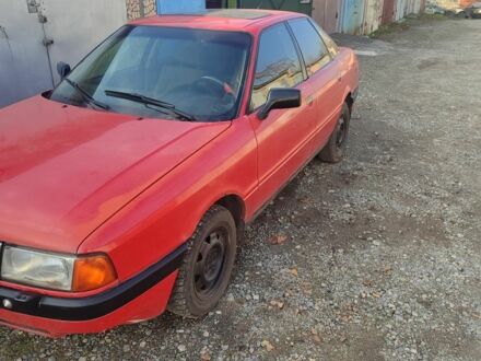 Красный Ауди 80, объемом двигателя 1.8 л и пробегом 350 тыс. км за 1250 $, фото 1 на Automoto.ua