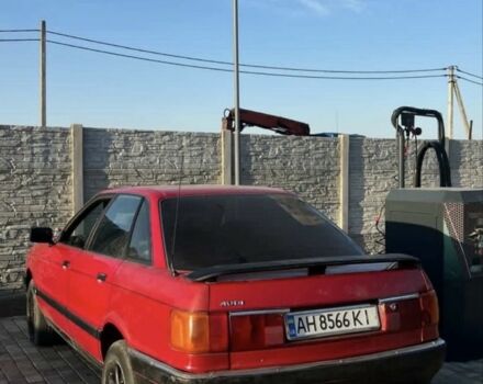 Красный Ауди 80, объемом двигателя 1.8 л и пробегом 100 тыс. км за 700 $, фото 1 на Automoto.ua