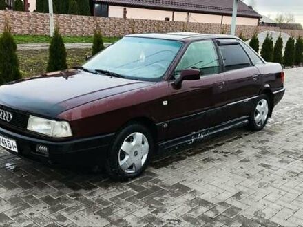 Красный Ауди 80, объемом двигателя 1.8 л и пробегом 281 тыс. км за 1500 $, фото 1 на Automoto.ua