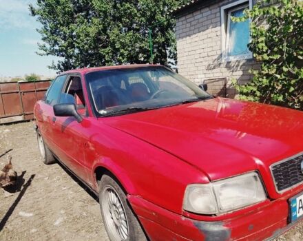 Красный Ауди 80, объемом двигателя 1.8 л и пробегом 350 тыс. км за 1650 $, фото 1 на Automoto.ua
