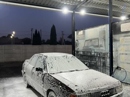 Червоний Ауді 80, об'ємом двигуна 1.8 л та пробігом 142 тис. км за 1250 $, фото 1 на Automoto.ua