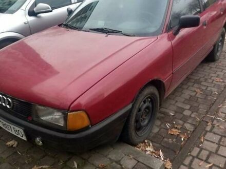 Красный Ауди 80, объемом двигателя 1.6 л и пробегом 350 тыс. км за 1200 $, фото 1 на Automoto.ua