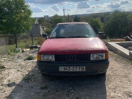 Красный Ауди 80, объемом двигателя 1.6 л и пробегом 300 тыс. км за 850 $, фото 1 на Automoto.ua