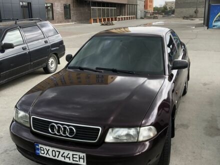 Ауді 80 1995 у Нетешине на Automoto.ua Червоний Ауді 80, об'ємом двигуна 1.8 л та пробігом 3 тис. км за 2650 $, фото 1 на Automoto.ua