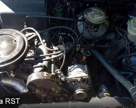 Ауди 80, объемом двигателя 1.8 л и пробегом 300 тыс. км за 2100 $, фото 4 на Automoto.ua