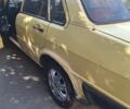 Желтый Ауди 80, объемом двигателя 1.6 л и пробегом 339 тыс. км за 1450 $, фото 5 на Automoto.ua