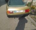 Желтый Ауди 80, объемом двигателя 1.8 л и пробегом 350 тыс. км за 1150 $, фото 4 на Automoto.ua