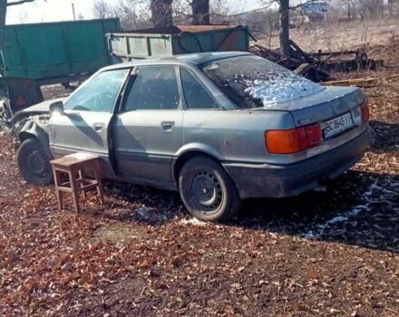 Серый Ауди 80, объемом двигателя 1.8 л и пробегом 320 тыс. км за 400 $, фото 4 на Automoto.ua