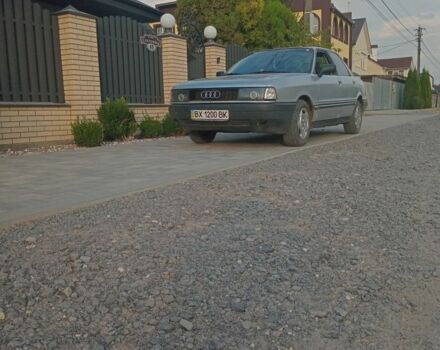 Серый Ауди 80, объемом двигателя 1.6 л и пробегом 178 тыс. км за 1050 $, фото 4 на Automoto.ua