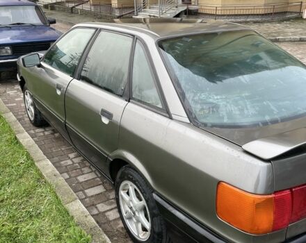 Серый Ауди 80, объемом двигателя 1.8 л и пробегом 3 тыс. км за 1800 $, фото 6 на Automoto.ua