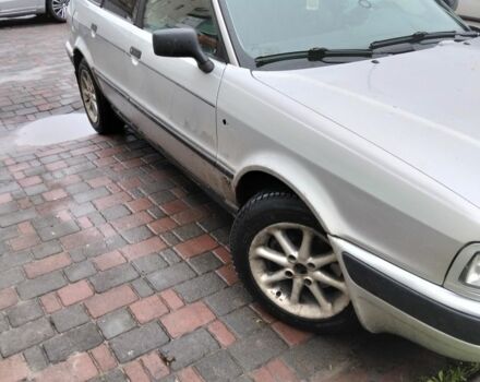 Серый Ауди 80, объемом двигателя 1.9 л и пробегом 300 тыс. км за 1900 $, фото 4 на Automoto.ua
