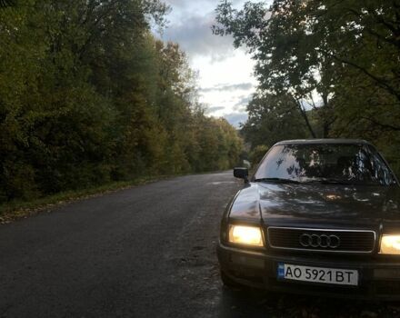 Серый Ауди 80, объемом двигателя 2 л и пробегом 200 тыс. км за 1800 $, фото 1 на Automoto.ua