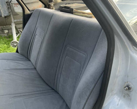 Серый Ауди 80, объемом двигателя 1.6 л и пробегом 190 тыс. км за 1250 $, фото 4 на Automoto.ua