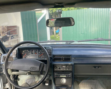 Серый Ауди 80, объемом двигателя 1.6 л и пробегом 190 тыс. км за 1250 $, фото 3 на Automoto.ua