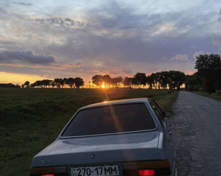 Серый Ауди 80, объемом двигателя 1.6 л и пробегом 190 тыс. км за 1250 $, фото 1 на Automoto.ua