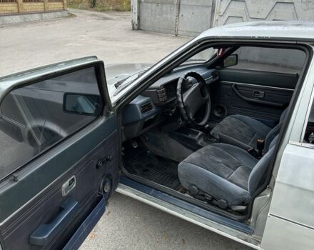 Серый Ауди 80, объемом двигателя 1.6 л и пробегом 1 тыс. км за 1200 $, фото 8 на Automoto.ua