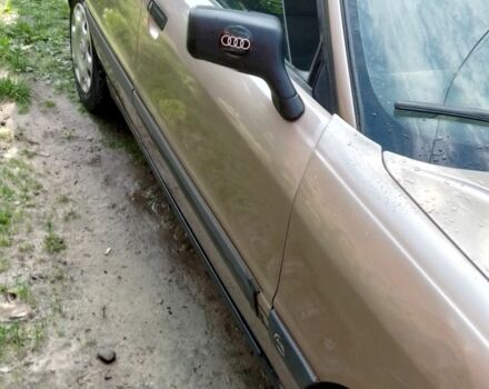 Серый Ауди 80, объемом двигателя 2 л и пробегом 200 тыс. км за 1432 $, фото 2 на Automoto.ua