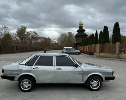 Серый Ауди 80, объемом двигателя 1.6 л и пробегом 1 тыс. км за 1200 $, фото 3 на Automoto.ua