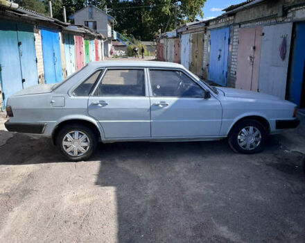 Серый Ауди 80, объемом двигателя 1.6 л и пробегом 373 тыс. км за 1200 $, фото 4 на Automoto.ua