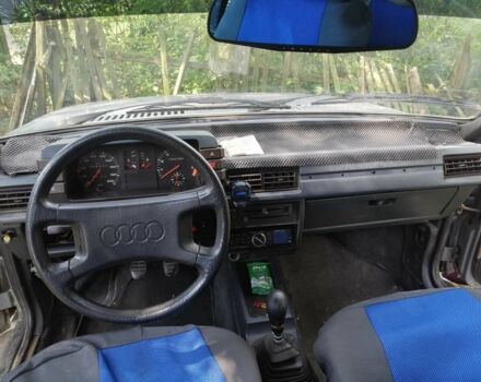 Сірий Ауді 80, об'ємом двигуна 1.8 л та пробігом 306 тис. км за 35000 $, фото 5 на Automoto.ua