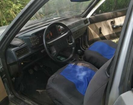 Сірий Ауді 80, об'ємом двигуна 1.8 л та пробігом 306 тис. км за 900 $, фото 7 на Automoto.ua