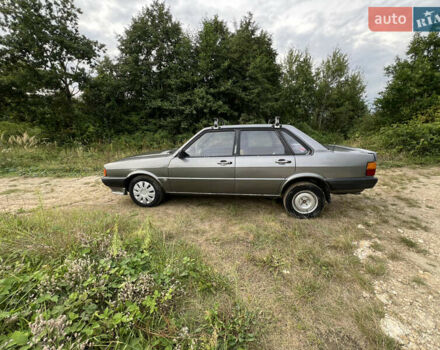Сірий Ауді 80, об'ємом двигуна 1.8 л та пробігом 250 тис. км за 1800 $, фото 3 на Automoto.ua